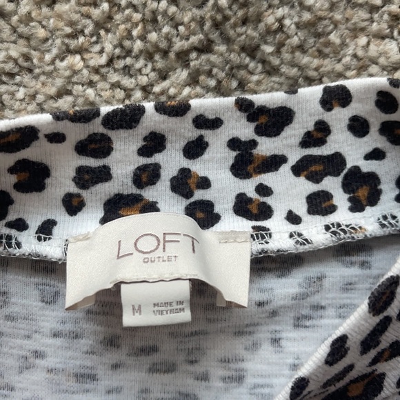 Loft cheetah print shirt - Picture 2 of 2